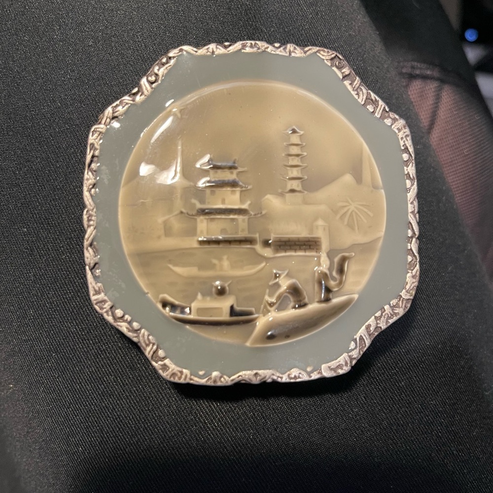Vintage Japanese Enamel Belt Buckle